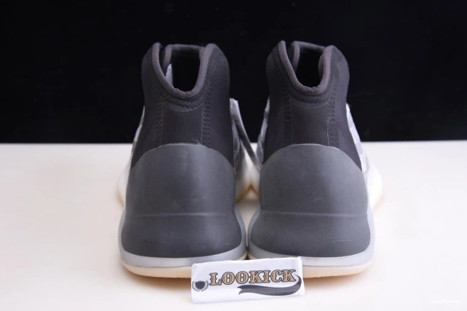 YZY QNTM Adidas Q46473 Quantum Yeezy 0823